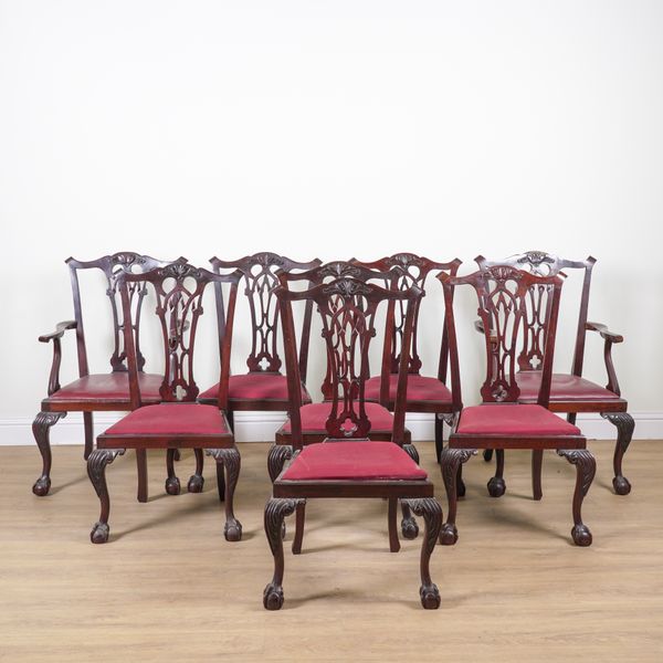 A SET OF EIGHT VICTORIAN MAHOGANY DINING CHAIRS (8)