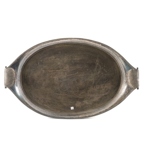 A LARGE SHAPED OVAL TWIN HANDLED GALLERY TRAY