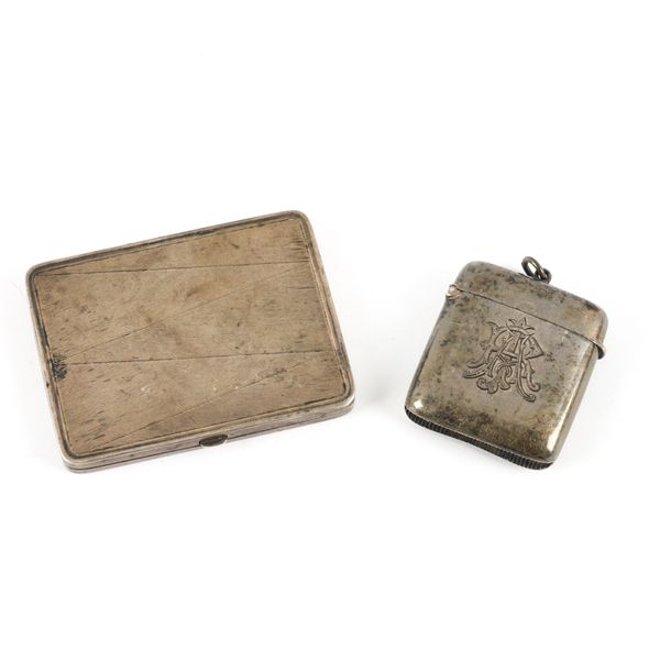 A SILVER CIGARETTE CASE AND A SILVER VESTA CASE (2)