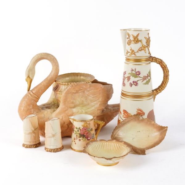 A GROUP OF ROYAL WORCESTER BLUSH IVORY PORCELAIN ( 7)