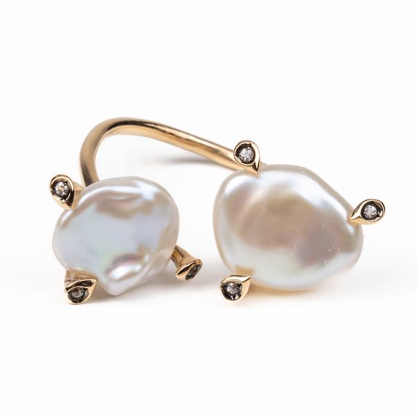 AN ANNOUSHKA 14CT GOLD, DIAMOND AND FRESHWATER CULTURED PEARL RING