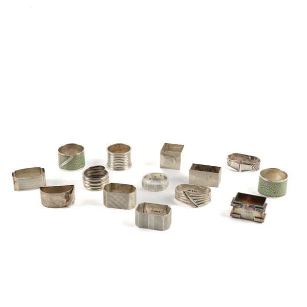 FOURTEEN SILVER NAPKIN RINGS (14)