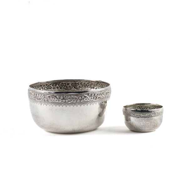 TWO ASIAN BOWLS (2)