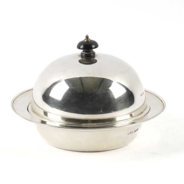 A SILVER MUFFIN DISH AND COVER (3)