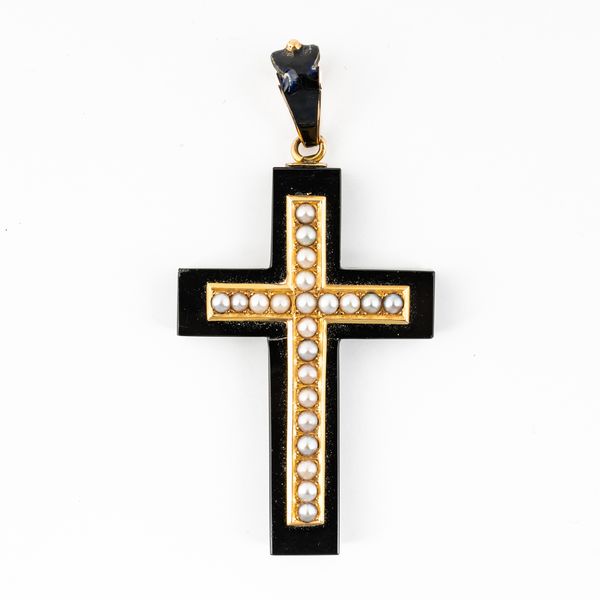 A VICTORIAN GOLD, SEED PEARL AND BLACK ONYX PENDANT CROSS