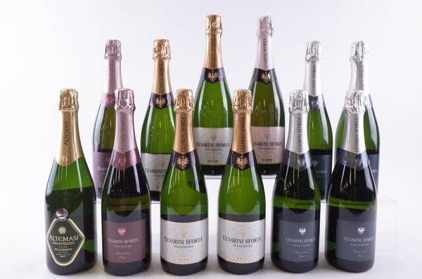 TWELVE BOTTLES ITALIAN SPARKLING WINE