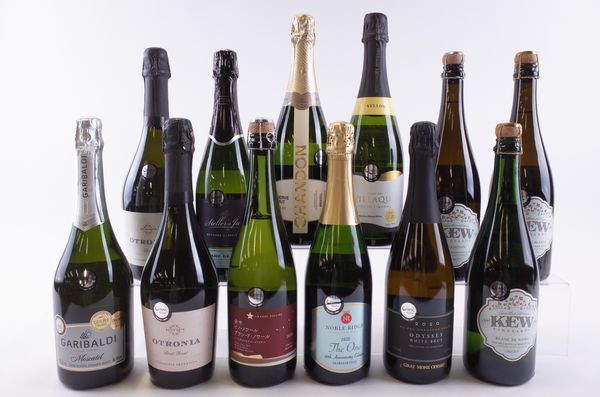 TWELVE BOTTLES SPARKLING WINE