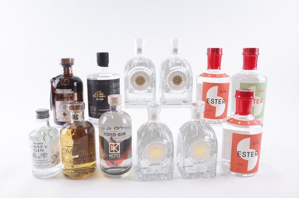 TWELVE BOTTLES GIN