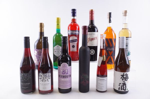 TWELVE BOTTLES VERMOUTH, DESSERT WINE AND VARIOUS LIQUEURS