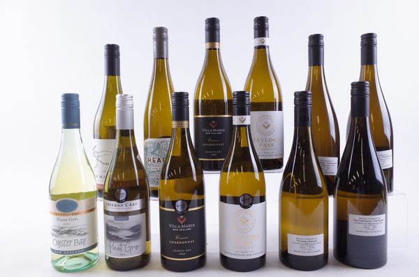 TWELVE BOTTLES NEW ZEALAND WHITE WINE