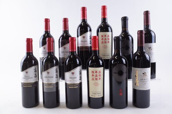 TWELVE BOTTLES CHINESE AND JAPANESE RED WINE