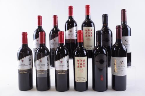TWELVE BOTTLES CHINESE AND JAPANESE RED WINE