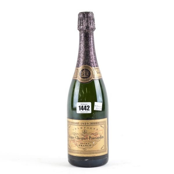 ONE BOTTLE VEUVE CLICQUOT 1989 CHAMPAGNE