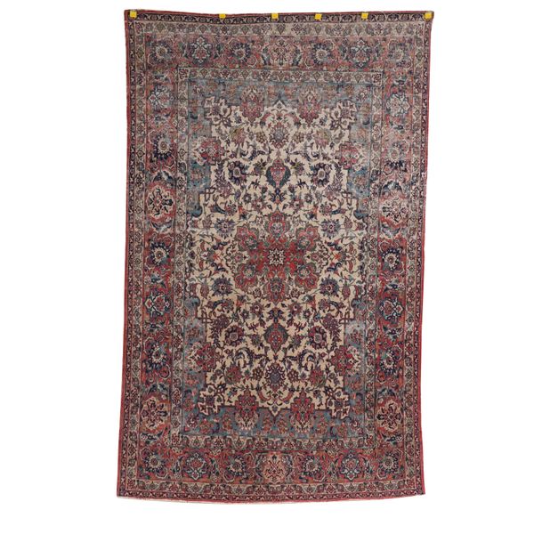 AN ESFAHAN RUG, PERSIAN