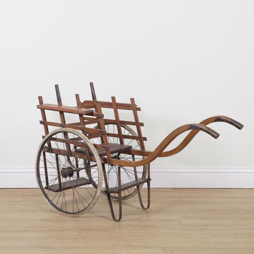 AN EARLY 20TH CENTURY ELM AND PINE DOG CART