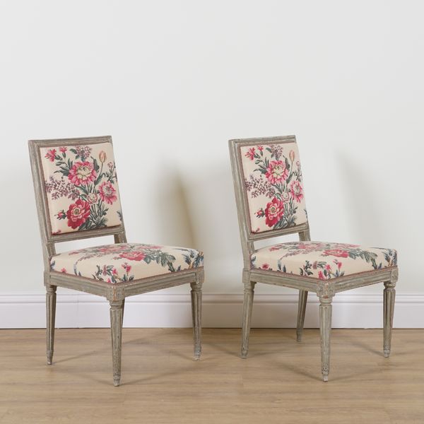 A PAIR OF LOUIS XVI GREY PAINTED SIDE CHAIRS