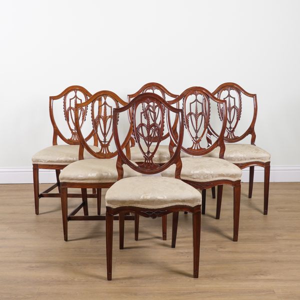 A MATCHED SET OF SIX 18TH CENTURY MAHOGANY SHIELD BACK DINING CHAIRS (6)