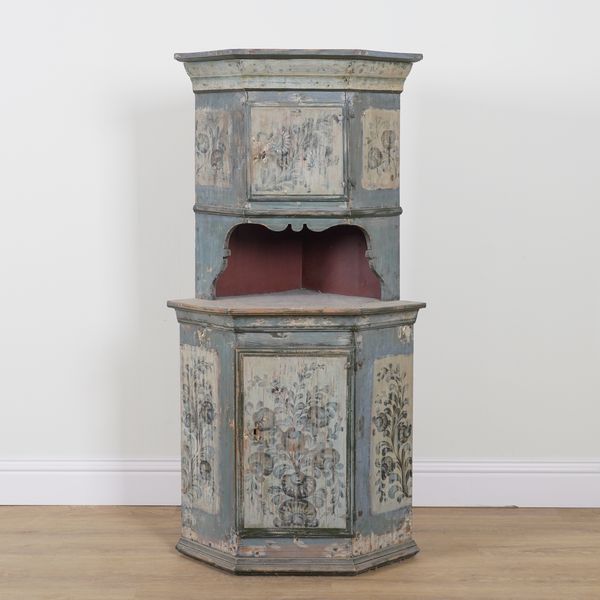 A LATE 18TH SWEDISH PAINTED CORNER CUPBOARD