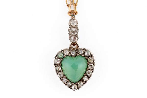 A GOLD BACKED AND SILVER SET DIAMOND AND CHRYSOPRASE HEART SHAPED PENDANT LOCKET WITH A NECKCHAIN  (3)