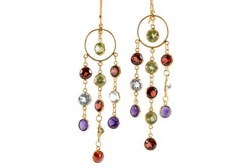 A PAIR OF GOLD AND VARICOLOURED GEMSTONE DROP EARRINGS