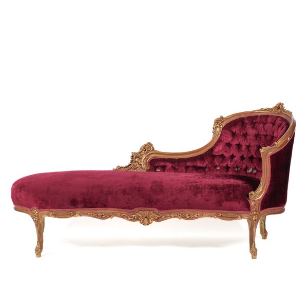 A GILT FRAMED TUB BACK CHAISE LONGUE