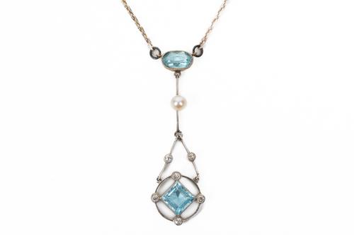 AN AQUAMARINE, DIAMOND AND CULTURED PEARL NECKLACE