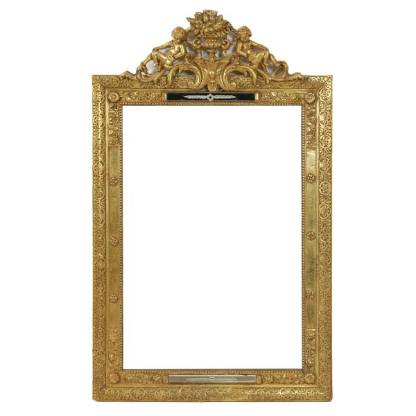 AN EARLY 20TH CENTURY RECTANGULAR WALL MIRROR