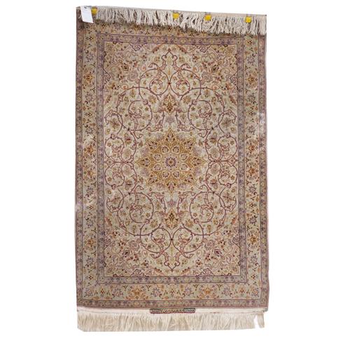 A FINE ESFAHAN RUG, PERSIAN