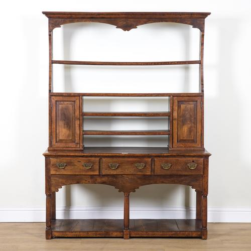 A 17TH CENTURY STYLE OAK DRESSER