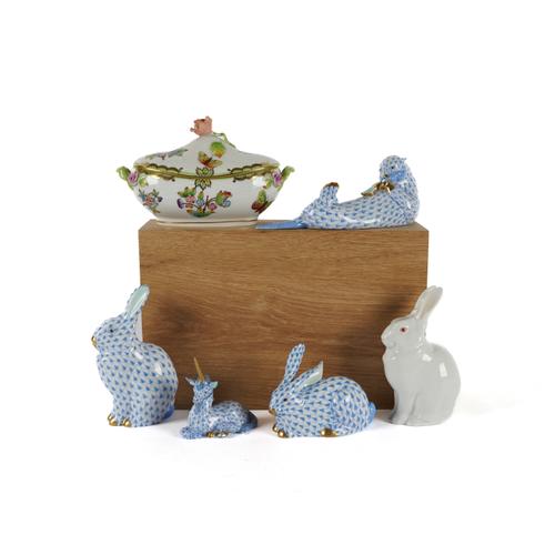 FIVE HEREND PORCELAIN ANIMALS (7)