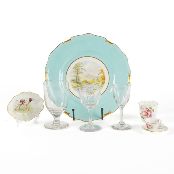 FOUR ITEMS OF ROYAL CROWN DERBY BONE CHINA (8)