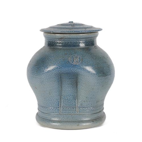 A STEVE HARRISON SALT GLAZED STUDIO POTTERY JAR AND COVER