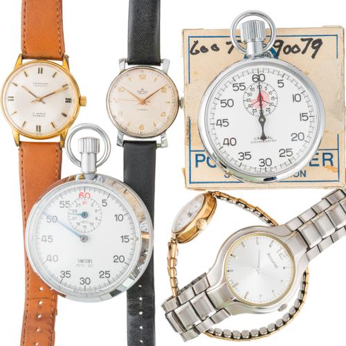 A VERTEX 9CT GOLD CASED LADY'S WRISTWATCH, THREE GENTLEMEN'S WRISTWATCHES AND TWO STOP WATCHES (6)