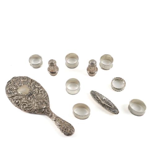 A GROUP OF SILVER AND SILVER MOUNTED WARES (11)