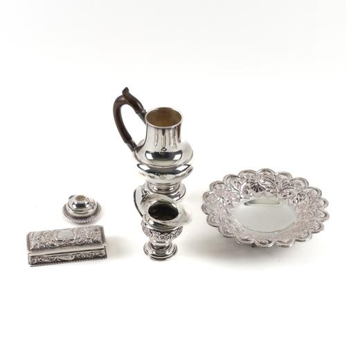 A VICTORIAN SILVER RECTANGULAR TRINKET BOX AND FOUR FURTHER ITEMS (5)