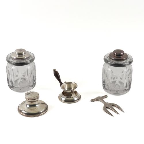 A PAIR OF LIDDED GLASS JARS AND THREE FURTHER ITEMS (5)