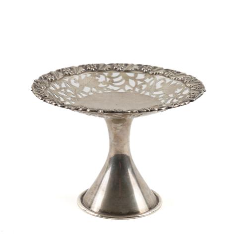 A CHINESE PEDESTAL BONBON DISH