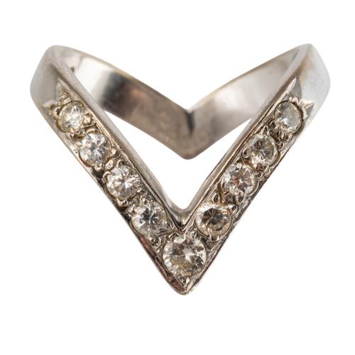 A DIAMOND WISHBONE RING (2)