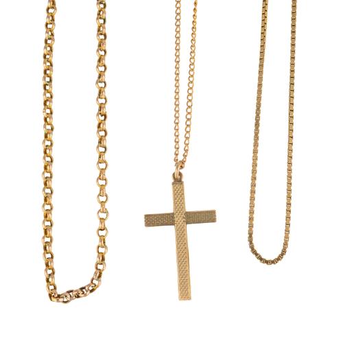 THREE GOLD NECKCHAINS AND A GOLD PENDANT CROSS (4)