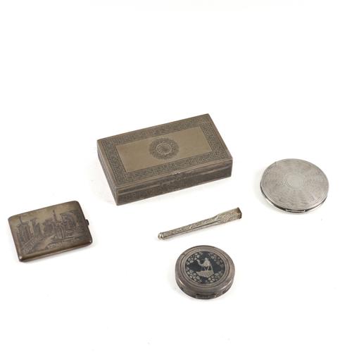 A GROUP OF FOREIGN AND PLATED WARES (7)