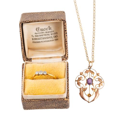 AN OPENWORK PENDANT AND A RING (3)