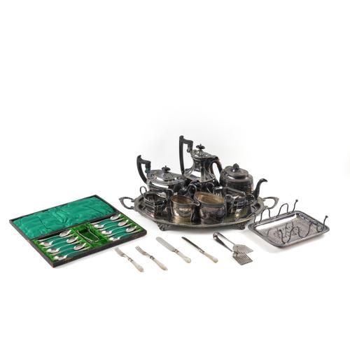 A GROUP OF PLATED WARES (QTY)