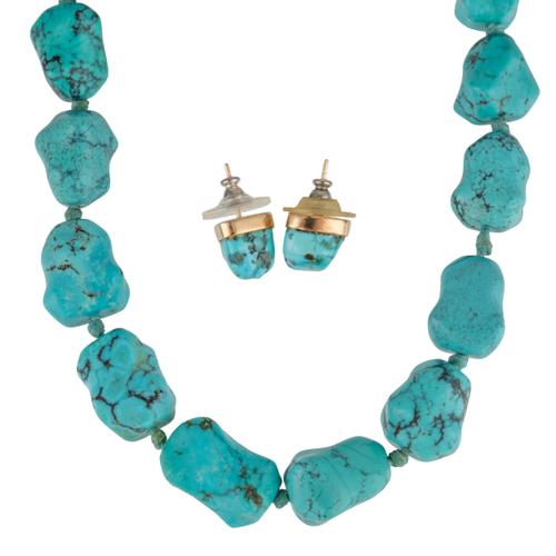 A SINGLE ROW NECKLACE OF TURQUOISE MATRIX BEADS AND A SIMILAR PAIR OF EARSTUDS (3)