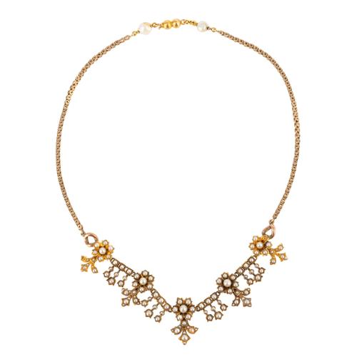 AN EDWARDIAN AND LATER SEED PEARL NECKLACE