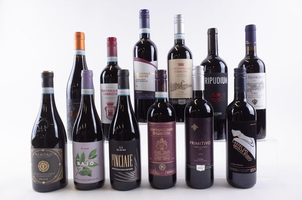 TWELVE BOTTLES ITALIAN RED WINE