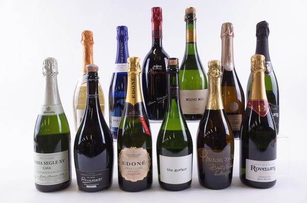 TWELVE BOTTLES SPARKLING WHITE WINE