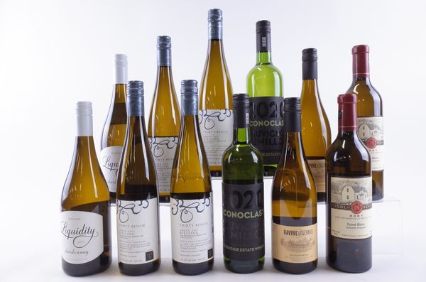 TWELVE BOTTLES CANADIAN WHITE WINE