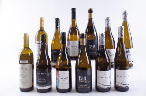 TWELVE BOTTLES CANADIAN WHITE WINE