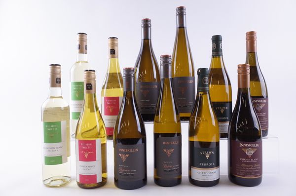 TWELVE BOTTLES CANADIAN WHITE WINE