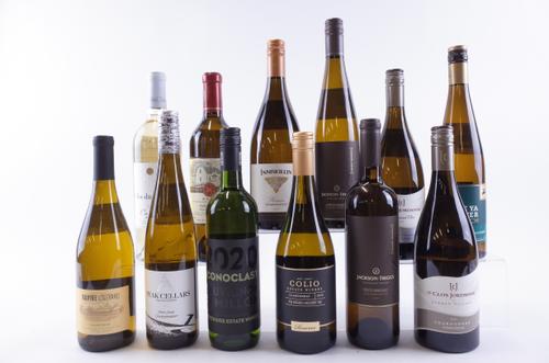 TWELVE BOTTLES CANADIAN WHITE WINE